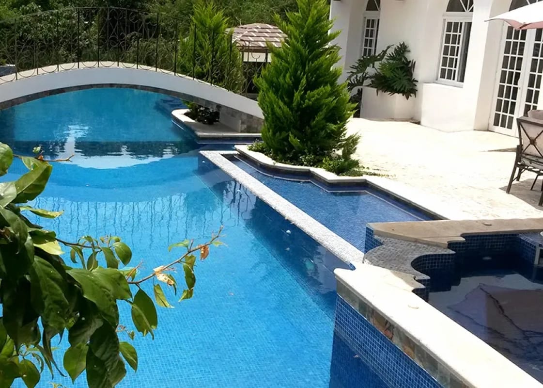 CASA DE LUJO EN FORESTA DE CAYALÁ — foto 13 de 17